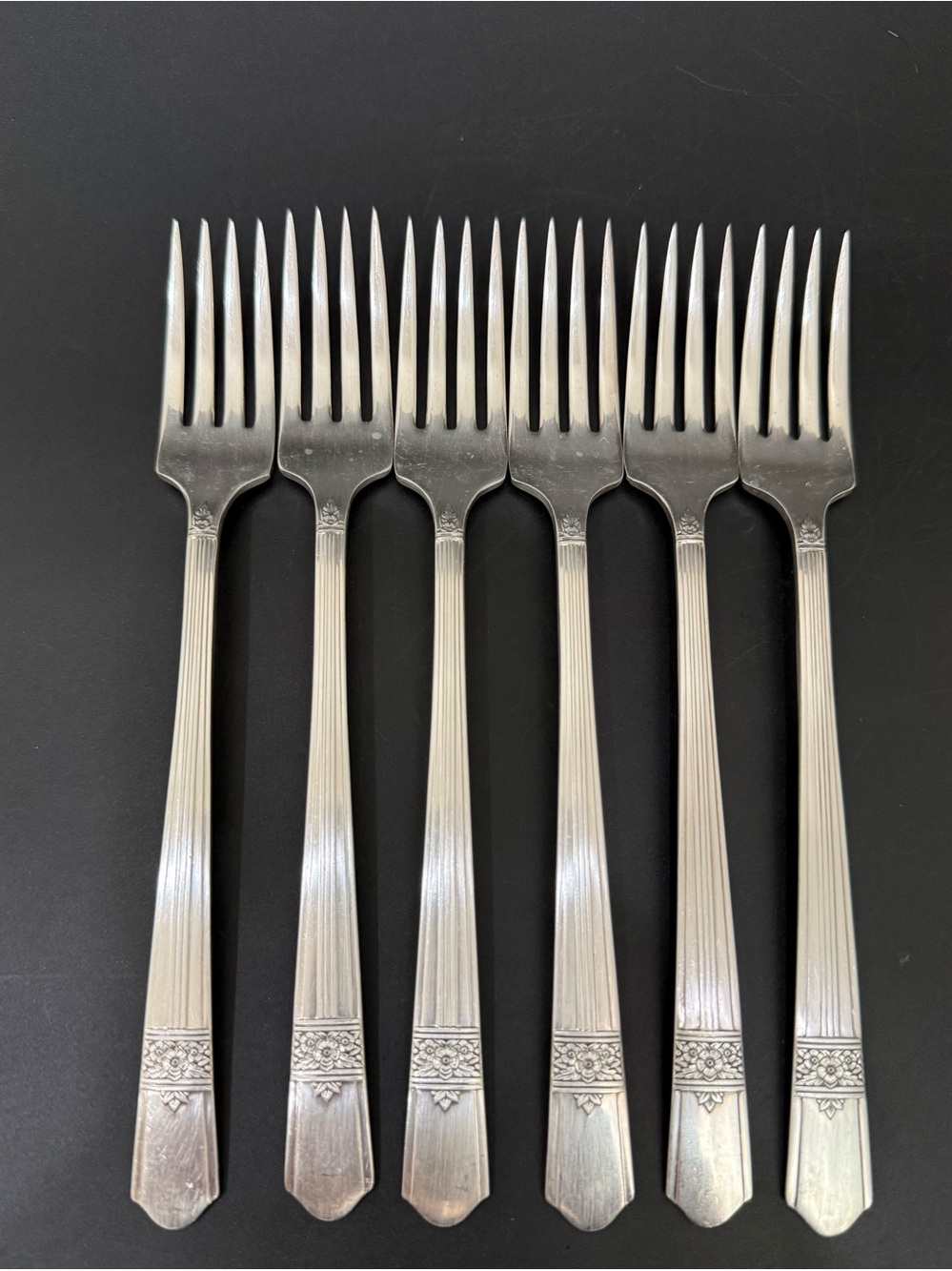 Vintage ONEIDA Simeon & George Rogers Co. Silver Rose Silver-plate Dinner Forks